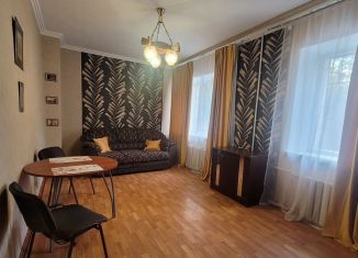 Сдам 2-комнатную квартиру, 50 м2, Новороссийск, улица Советов, 58