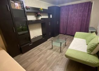 Сдача в аренду 1-ком. квартиры, 33 м2, Тольятти, улица Свердлова, 46