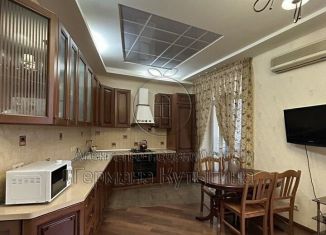 Сдается 3-ком. квартира, 90 м2, Волгоградская область, улица Мира, 13