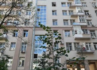 Продажа 2-комнатной квартиры, 50.1 м2, Москва, улица Серафимовича, 2, ЦАО