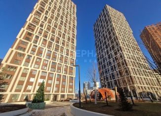 Продажа четырехкомнатной квартиры, 117.6 м2, Екатеринбург, улица Цвиллинга, 7А/3