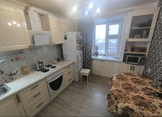 Продам 4-комнатную квартиру, 78 м2, Смоленск, Автозаводская улица, 27А