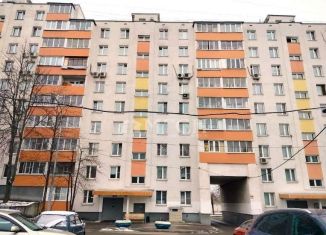 Продается трехкомнатная квартира, 60 м2, Москва, Голубинская улица, 25к1, метро Новоясеневская