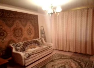 Продаю трехкомнатную квартиру, 90 м2, поселок Луки, Садовая улица, 7