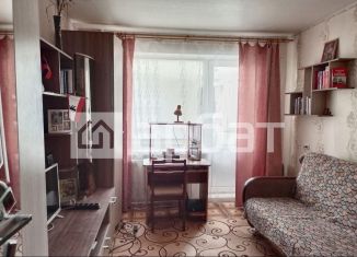 Продаю двухкомнатную квартиру, 49.2 м2, Тутаев, Комсомольская улица, 48