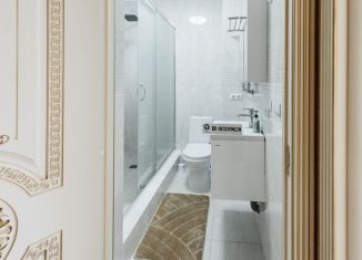 Сдам в аренду трехкомнатную квартиру, 60 м2, Сочи, улица Яна Фабрициуса, 7, микрорайон Яна Фабрициуса