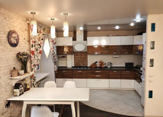 Продажа 2-ком. квартиры, 70.4 м2, Йошкар-Ола, улица Петрова, 22, микрорайон Восточный