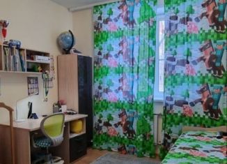 Трехкомнатная квартира на продажу, 61 м2, Среднеуральск, Советская улица, 31А
