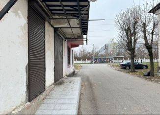 Продается помещение свободного назначения, 30 м2, Нальчик, улица Кирова, 337, район Богданка