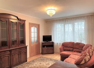 Продаю четырехкомнатную квартиру, 63 м2, Екатеринбург, улица Громова, 144, улица Громова