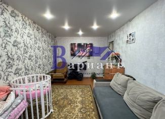 Продаю 2-комнатную квартиру, 43 м2, Кемеровская область, улица 50 лет Октября, 24