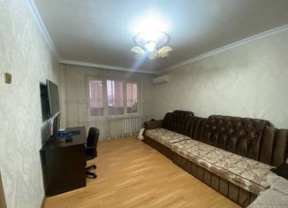 Продается 2-комнатная квартира, 55 м2, Грозный, улица Дьякова, 18, 4-й микрорайон