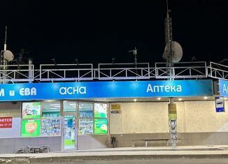 Продаю торговую площадь, 70 м2, посёлок Свободы, проспект Калинина, 141с1