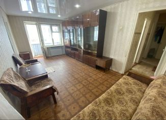 Продается трехкомнатная квартира, 56 м2, Каменка, улица Суворова, 57