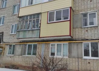 Продается 3-комнатная квартира, 60 м2, Новочебоксарск, Комсомольская улица, 4