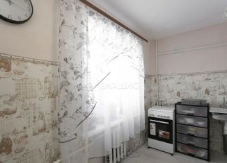 Продается 4-комнатная квартира, 60 м2, село Белогорье, улица Мухина, 144