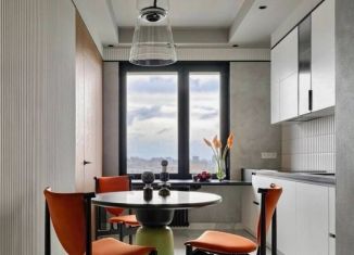 Продажа 3-ком. квартиры, 95 м2, Сочи, улица Войкова, 34, микрорайон Центральный