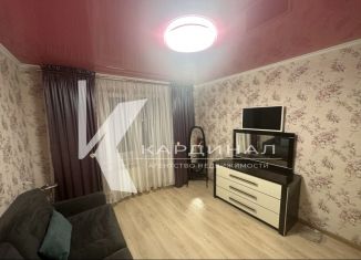 Продается 2-ком. квартира, 54 м2, Старый Оскол, улица Ватутина, 85