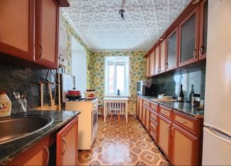 Продается двухкомнатная квартира, 48.1 м2, поселок городского типа Актюбинский, улица Нефтяников, 6