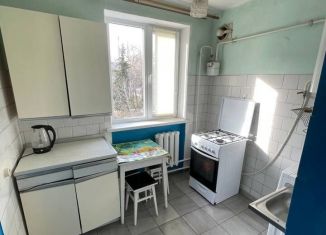 Сдаю трехкомнатную квартиру, 60 м2, Балаклава, улица Аксютина, 18