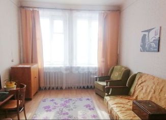 Двухкомнатная квартира на продажу, 55 м2, Свердловская область, проспект Ленина, 32