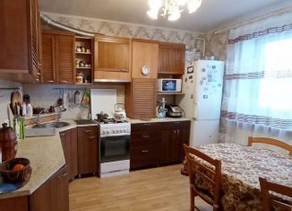 Продаю 2-ком. квартиру, 73 м2, Ленинградская область, улица Шалавина, 49Бк2