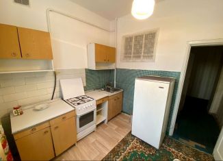 Сдается 2-ком. квартира, 50 м2, Челябинск, проспект Победы, 121