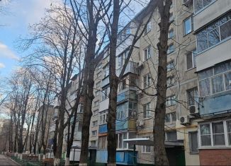 Продается трехкомнатная квартира, 60 м2, Ростов-на-Дону, Коммунистический проспект, 38/5