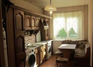 Продаю 4-комнатную квартиру, 80 м2, Аксай, улица Вартанова, 20