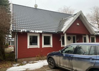 Аренда дома, 300 м2, деревня Сорокино, Сиреневый проезд, 15