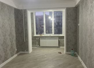 Продажа 2-ком. квартиры, 60 м2, Махачкала, улица Каримова, 4