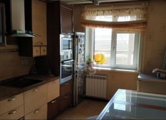 Сдам 3-ком. квартиру, 84 м2, Новосибирская область, улица Гребенщикова, 12