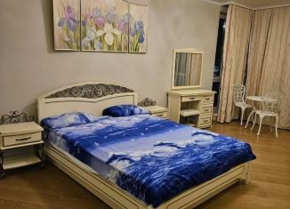 Трехкомнатная квартира в аренду, 119 м2, Москва, Хорошёвское шоссе, 16к2, САО