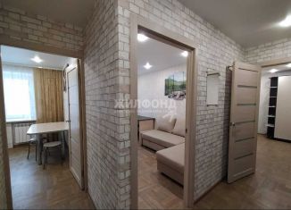 Сдача в аренду 2-ком. квартиры, 50 м2, Новосибирск, улица Кошурникова, 10, Дзержинский район