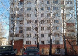 Продам 2-ком. квартиру, 43 м2, Челябинская область, проспект имени Ю.А. Гагарина, 1-я линия, 10