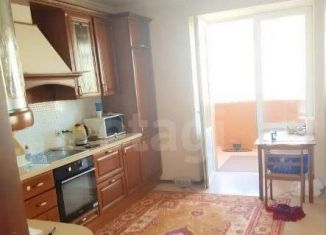 Продам 3-ком. квартиру, 111 м2, Тюмень, Центральный округ, улица Свердлова, 1