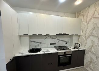 Сдается 1-ком. квартира, 39 м2, Новороссийск, улица Красина, 53