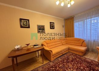 Продается 4-комнатная квартира, 100 м2, Тула, улица Степанова