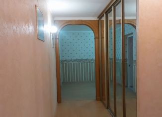 Продается трехкомнатная квартира, 60 м2, Новочеркасск, Степная улица, 94