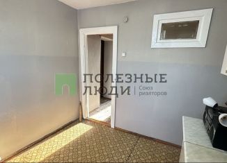 Продается 2-ком. квартира, 48 м2, Курганская область, улица Дзержинского, 61