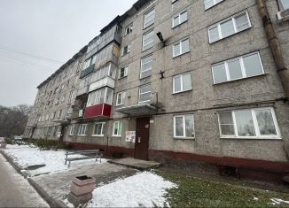 Продается 2-комнатная квартира, 44.5 м2, Новокузнецк, улица Тореза, 9