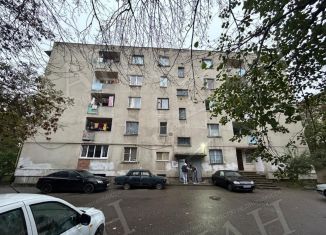 Продаю 1-ком. квартиру, 13 м2, Ессентуки, улица Ермолова, 131