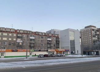 Продаю двухкомнатную квартиру, 44 м2, Новокузнецк, улица Тореза, 64