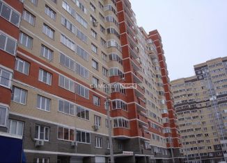 Продажа 1-ком. квартиры, 38.5 м2, поселок городского типа Свердловский, Молодёжная улица, 4