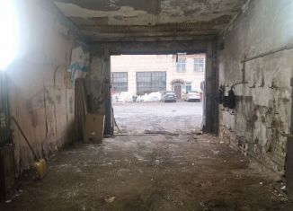 Сдам в аренду гараж, 30 м2, Вельск, Красная улица, 1