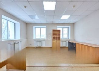 Сдается в аренду офис, 33 м2, Хабаровск, улица Доватора, 5