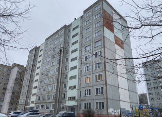 Продается 3-ком. квартира, 68 м2, Киров, улица Кольцова, 22, Октябрьский район