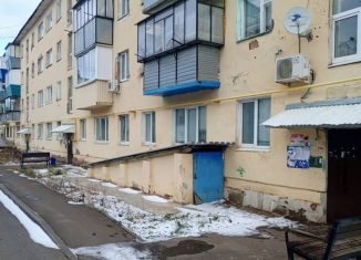 Продажа 2-комнатной квартиры, 41.8 м2, поселок городского типа Джалиль, улица Ленина, 16