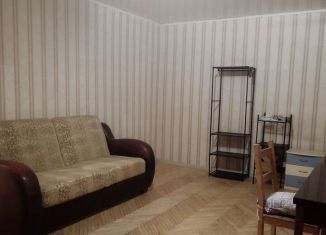 Сдам трехкомнатную квартиру, 71 м2, Колпино, улица Коммуны, 23