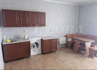 Продаю квартиру студию, 32 м2, Тюмень, Верхнетарманская улица, 1